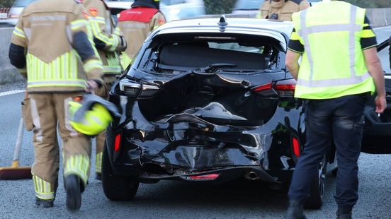 Vrachtwagenchauffeur voorkomt erger na botsing op A15