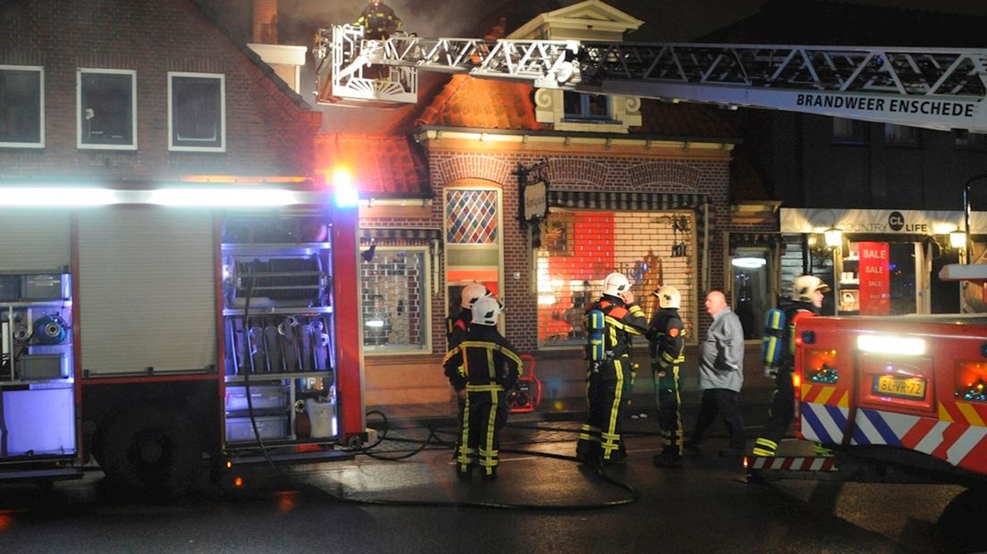 Felle brand in studentenhuis Enschede