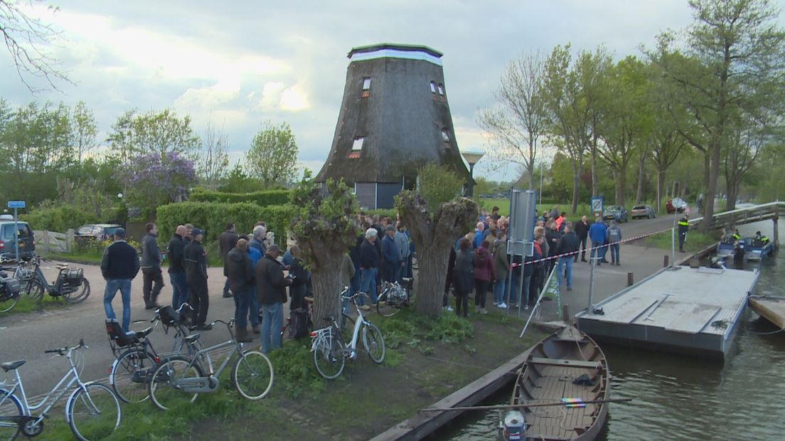 Betoging tegen sluiting loswal Giethoorn