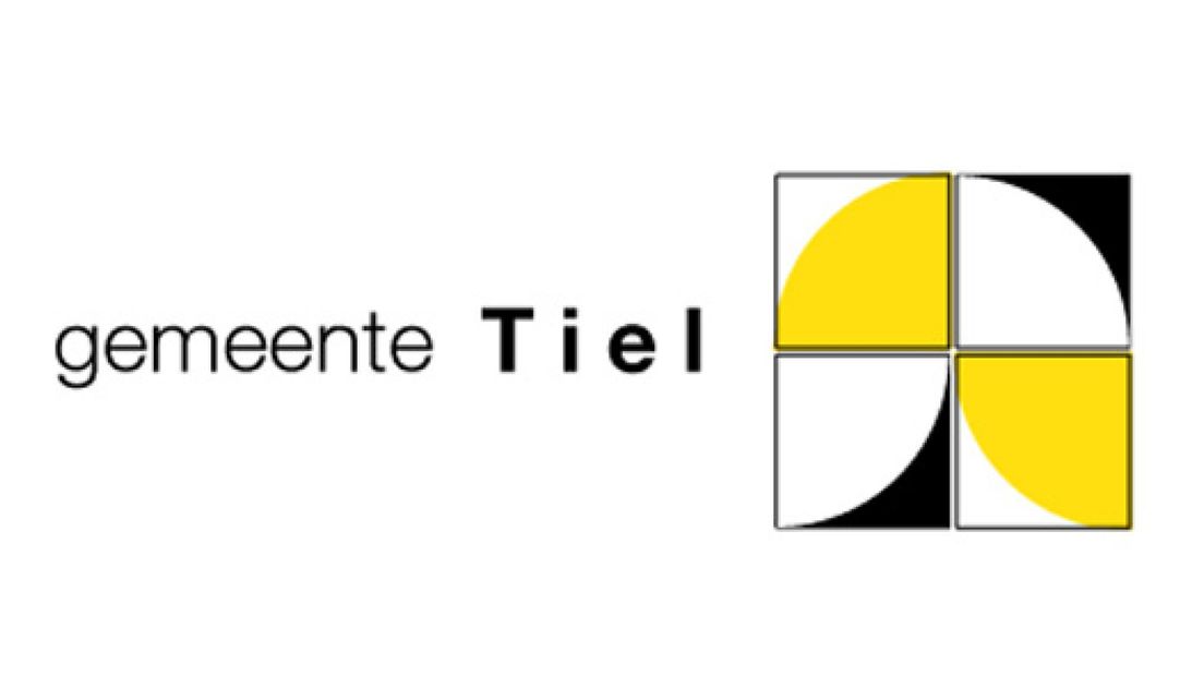Tiel bezuinigt op eigen organisatie