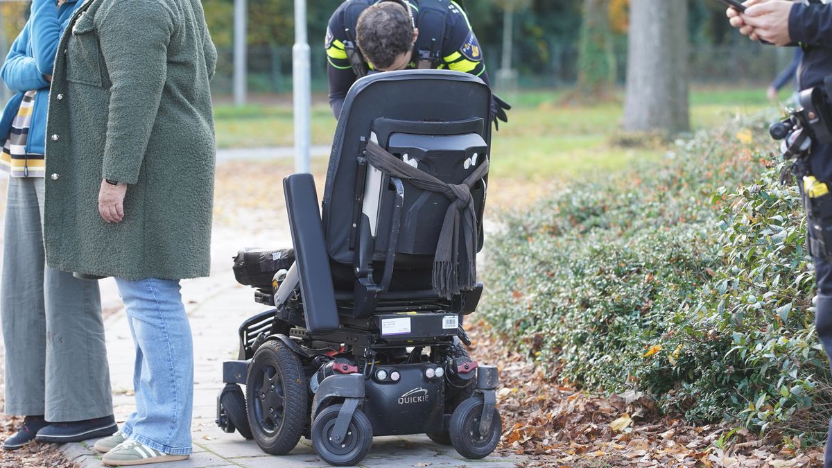 Man in rolstoel aangereden in Deventer