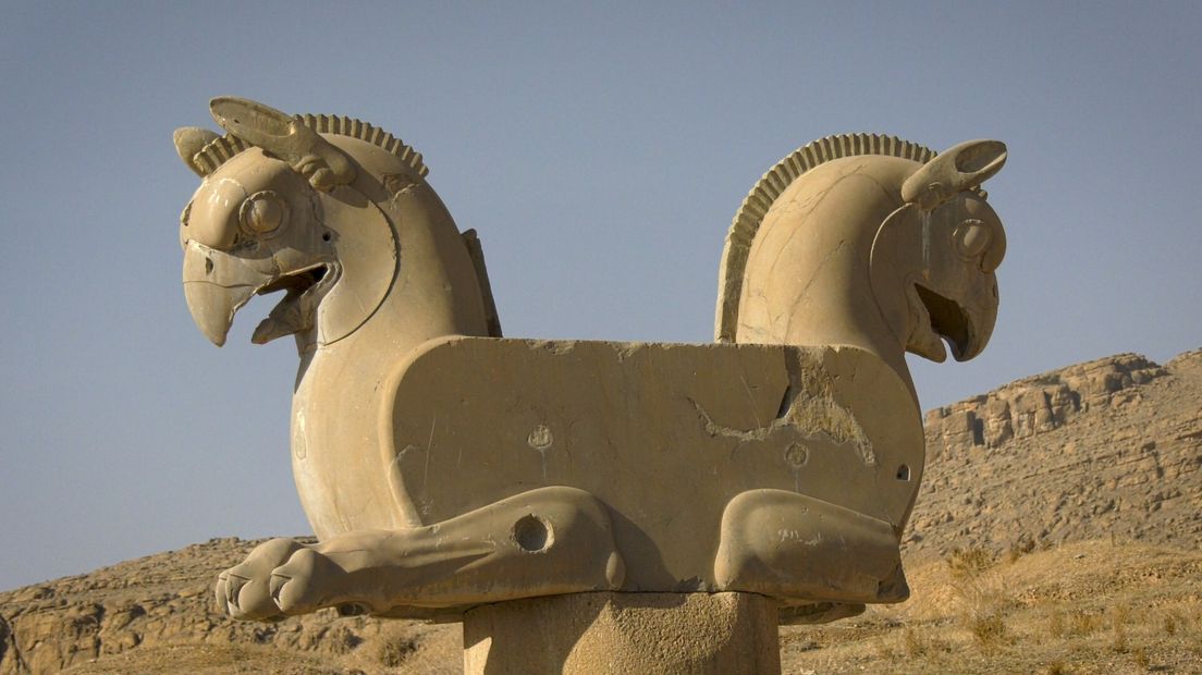 Een van de bouwwerken in Persepolis (Rechten: RTV Drenthe)