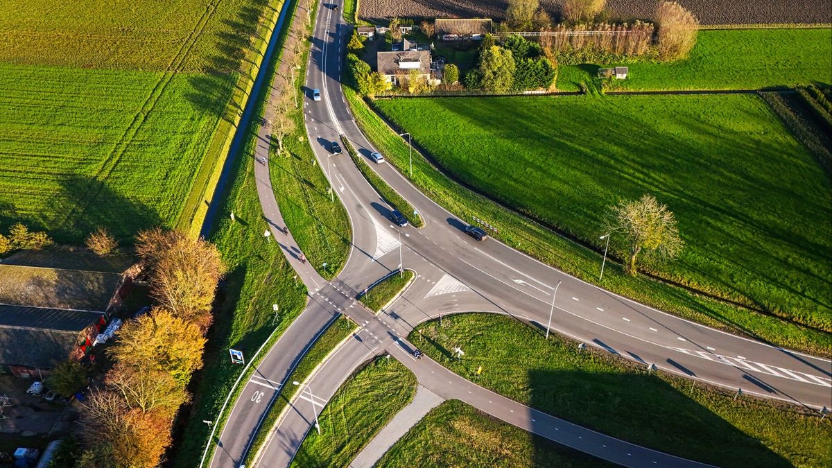Nieuwe rotonde moet verkeer veiliger maken, maar kost wel miljoenen euro's