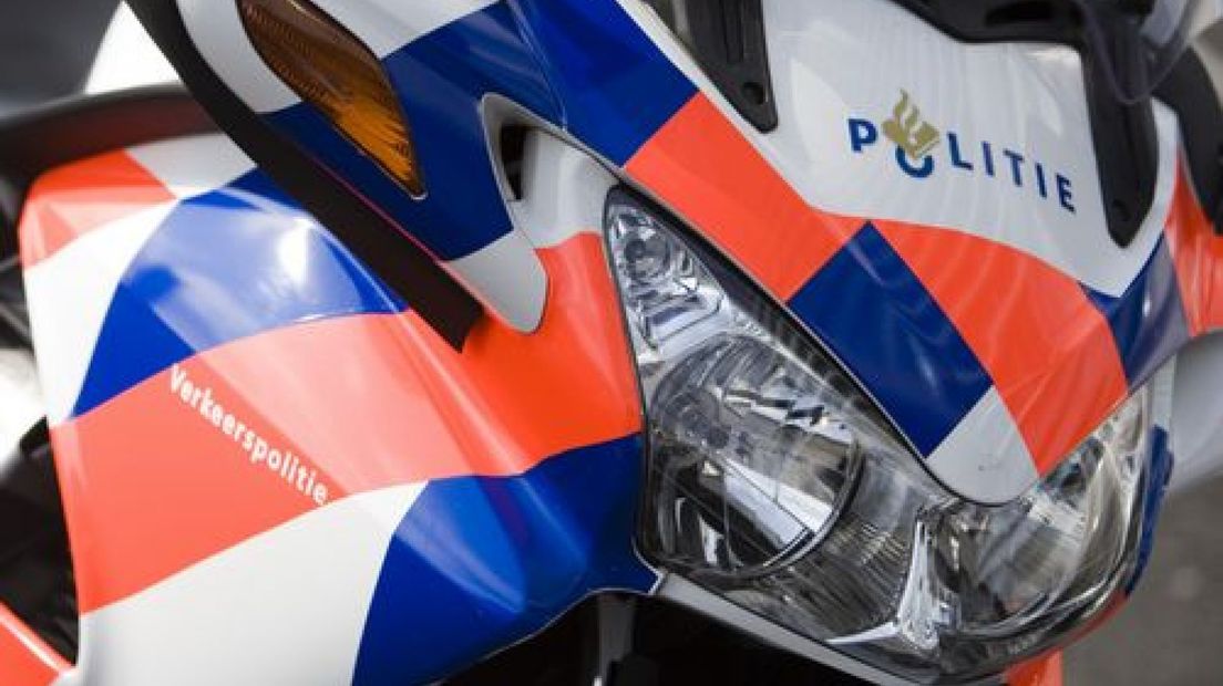Motoragenten oefenen in het verkeer