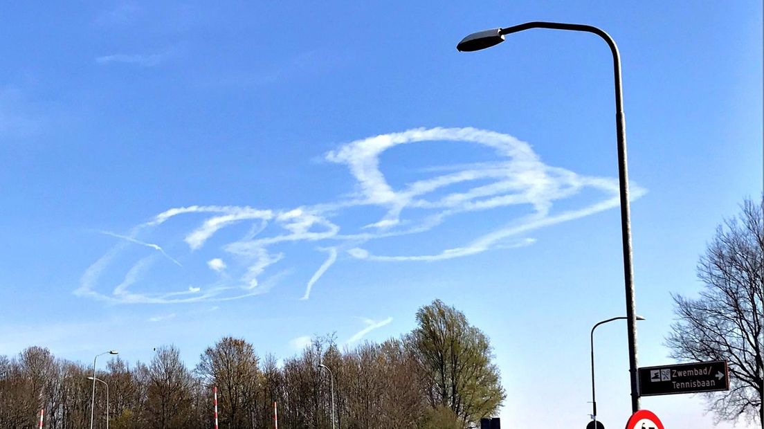 De strepen in de lucht