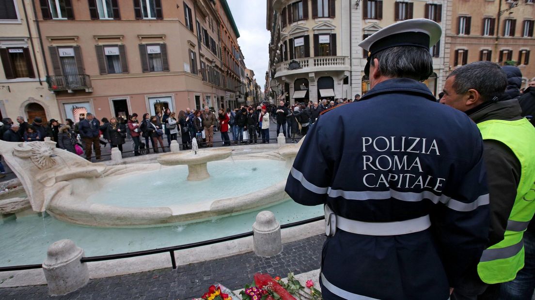 Nijmeegse hulp voor vernielde fontein in Rome