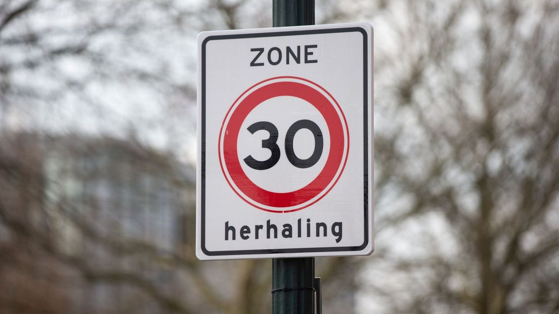 Den Haag verlaagt de snelheid naar 30 kilometer per uur