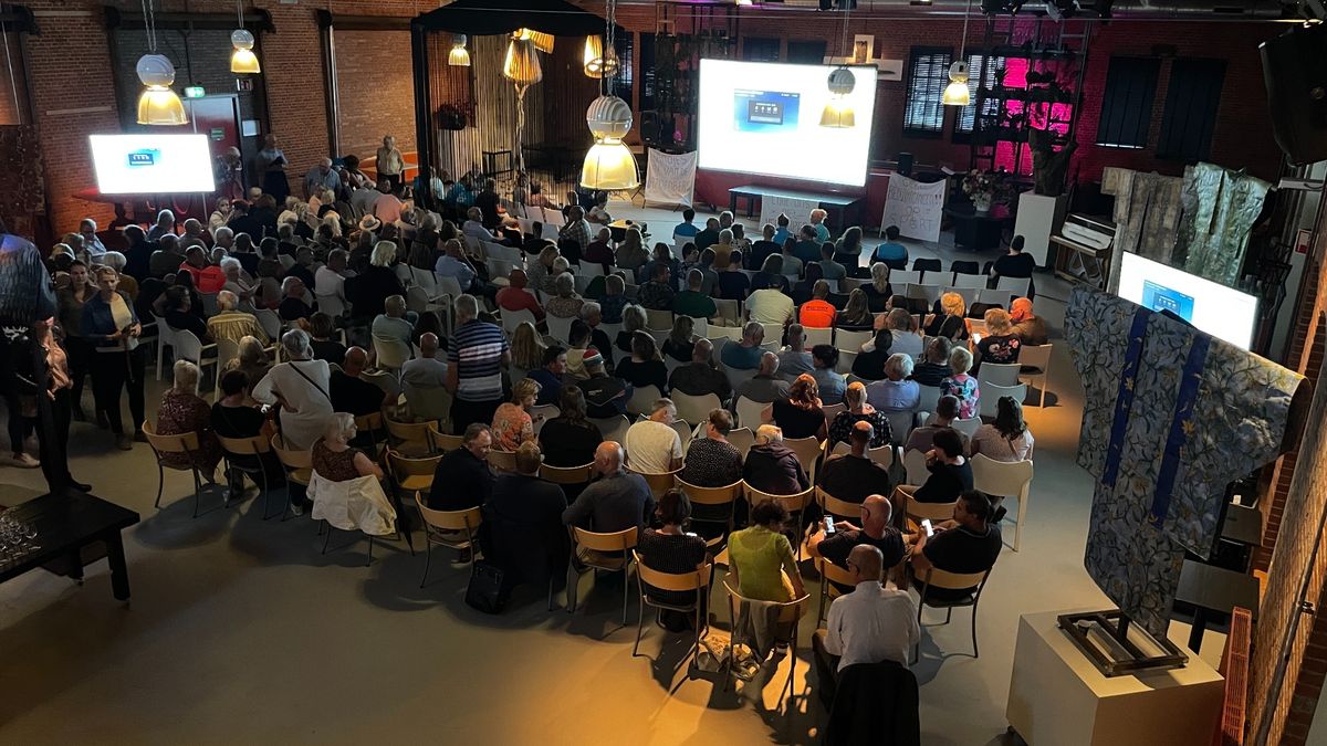 Hartenkreten tijdens emotionele avond over zwembad Finsterwolde
