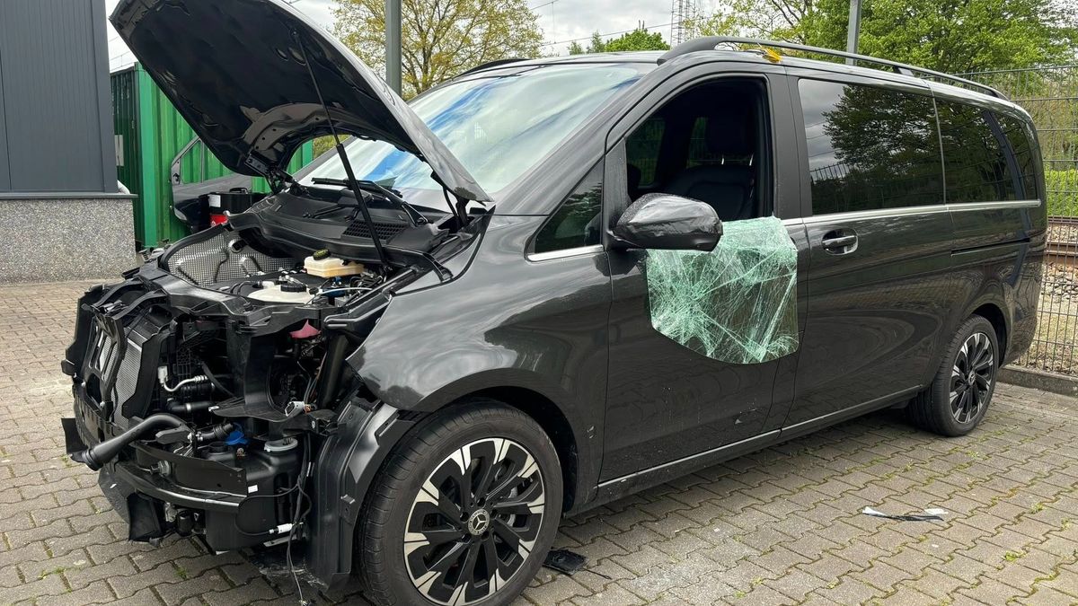 Opnieuw slaan dieven toe bij een autobedrijf: 'Dit is een enorme schadepost'