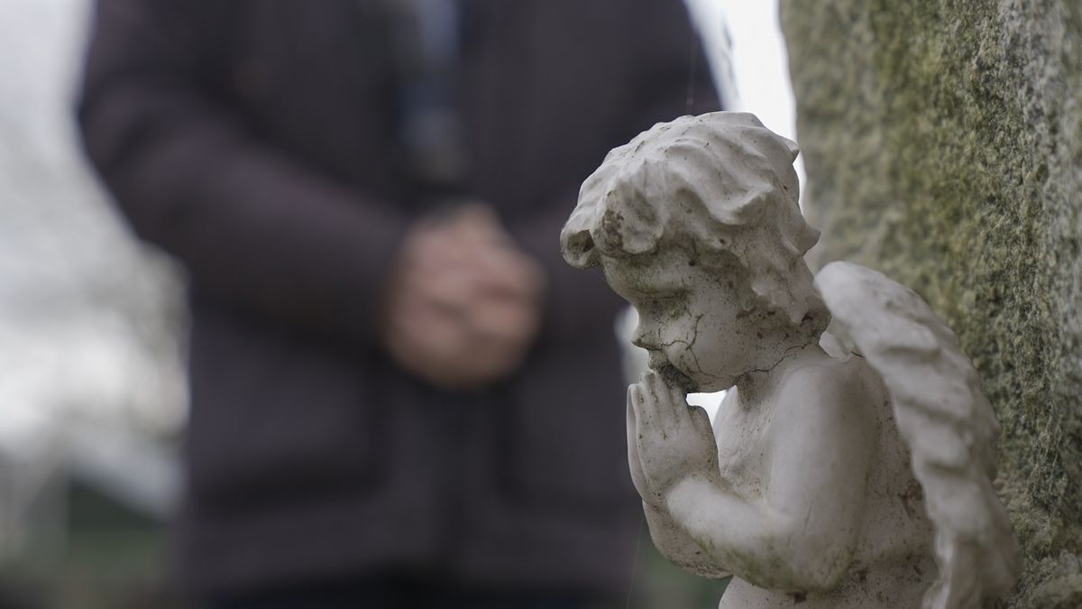 Een stil verdriet: hoe een monument troost bracht voor ouders van ongedoopte kinderen