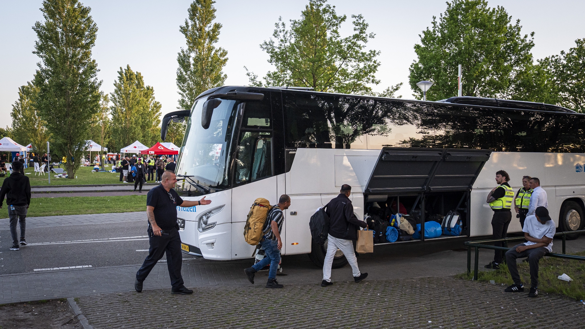 Nog geen oplossing voor komende nachten bij vol aanmeldcentr