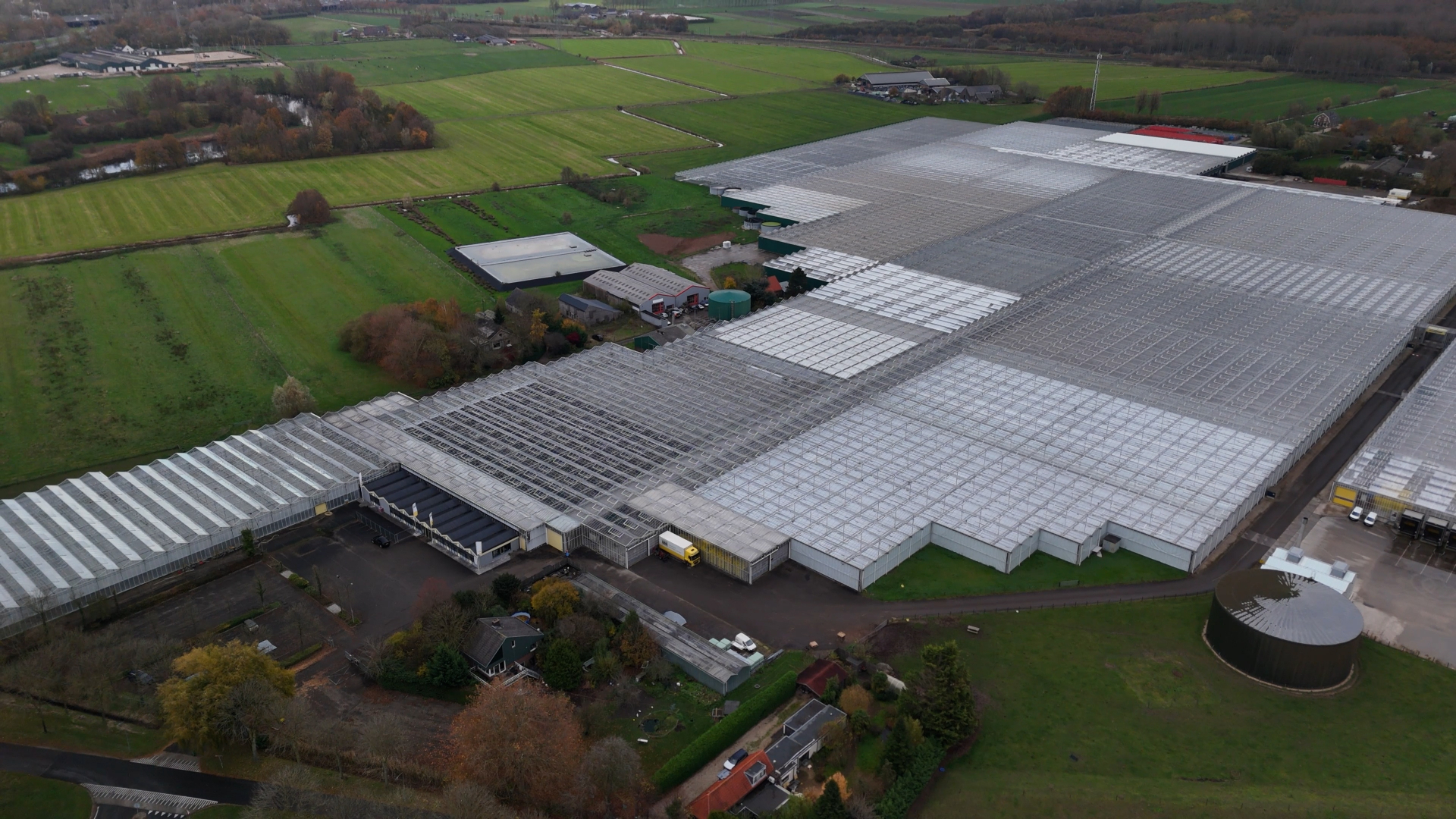 Geen faillissement, geen duidelijkheid: wat is er aan de hand bij Jongerius?