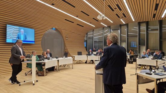 Fel debat over 'azc-subsidie' in Lochem: 'We hadden het anders moeten doen'