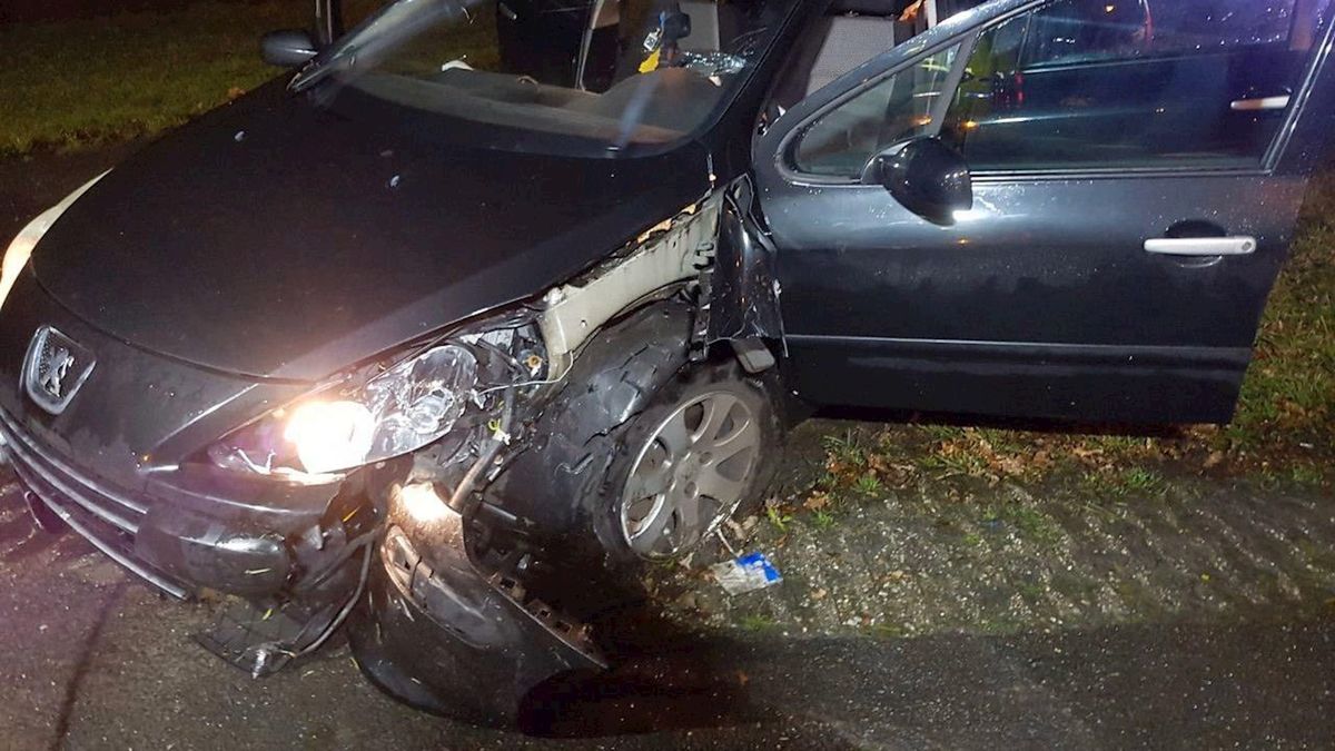 Automobilist gewond door ongeval op N349 bij Harbrinkhoek