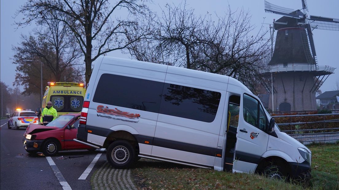 Bij het ongeluk in Nieuwleusen raakte één persoon gewond