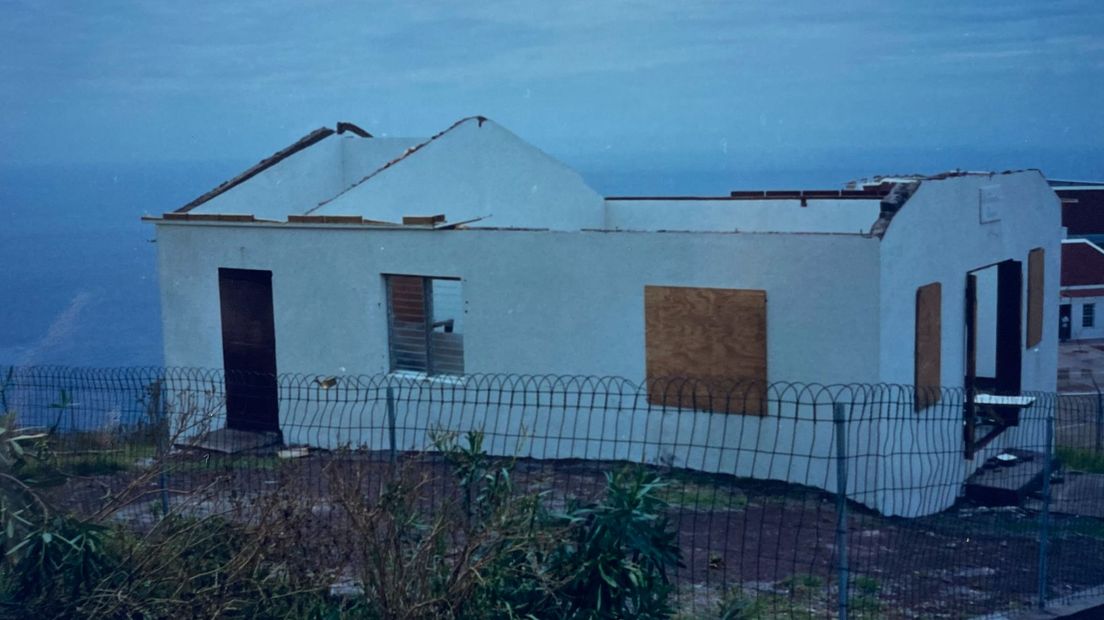 Huis zonder dak na orkaan Hugo (1989)