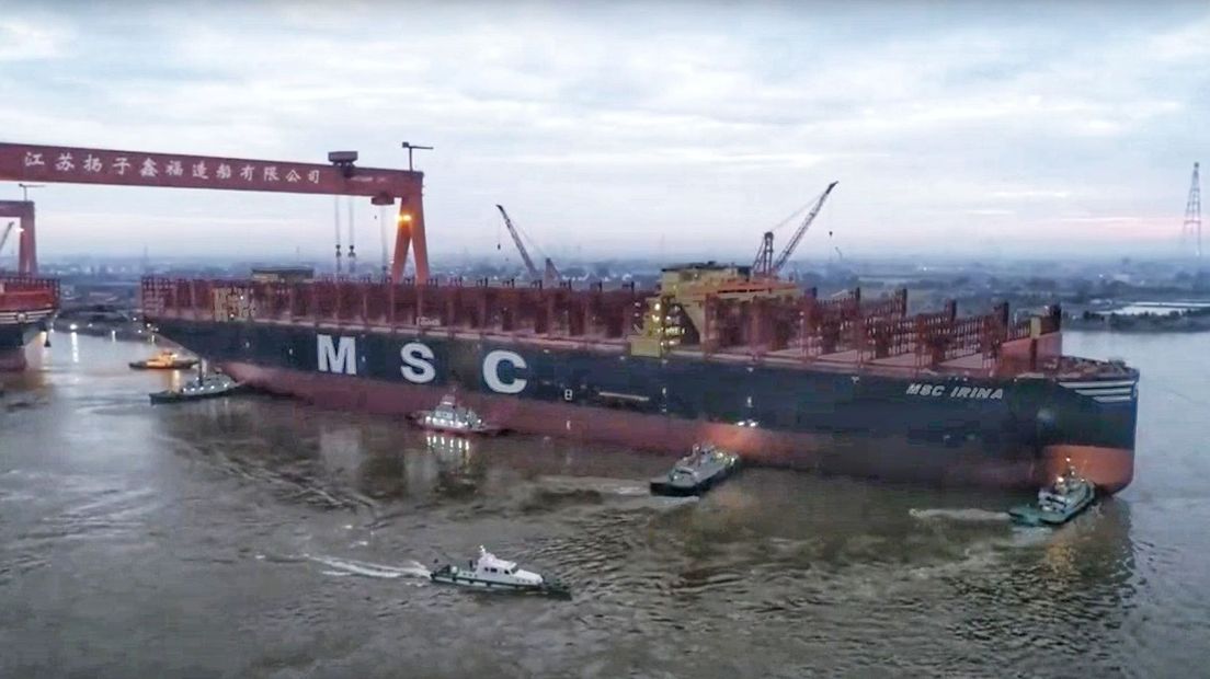 De MSC Tessa is het grootste containerschip ter wereld