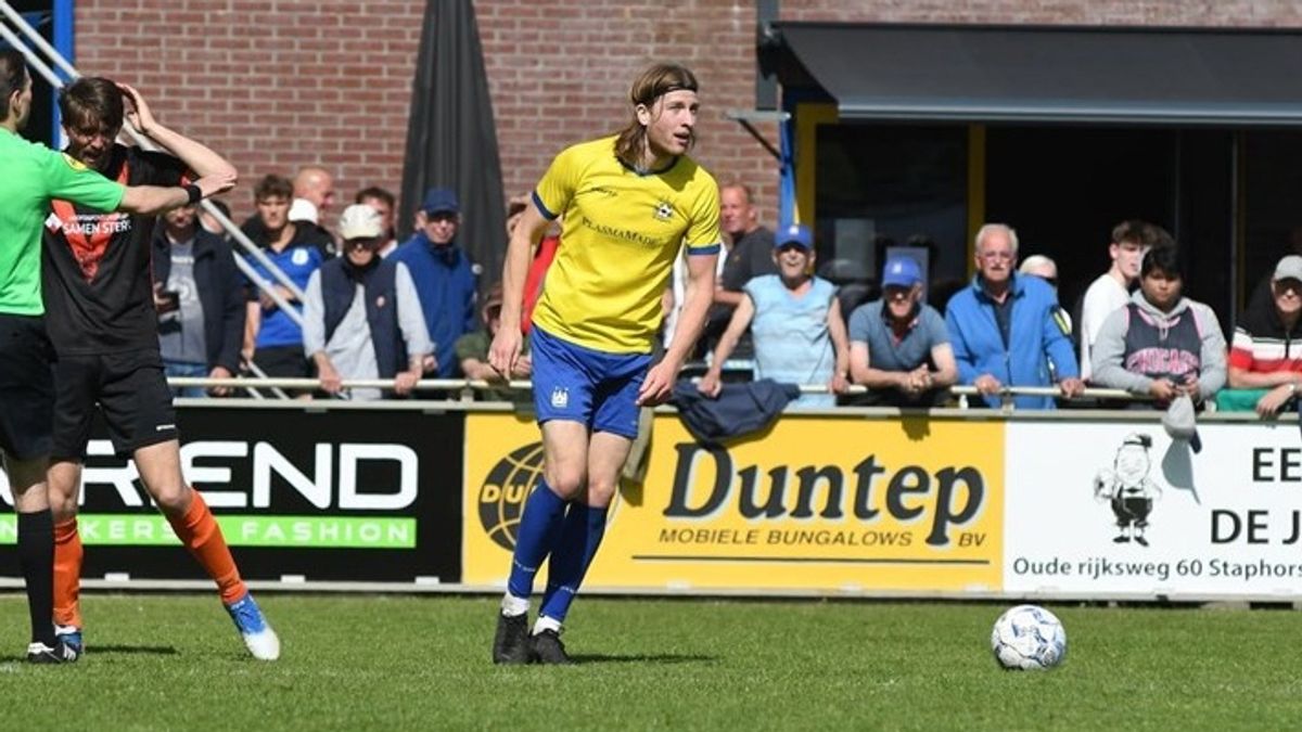Transferproat amateurs: Goalgetter Sam Crowther blijft tóch bij Staphorst