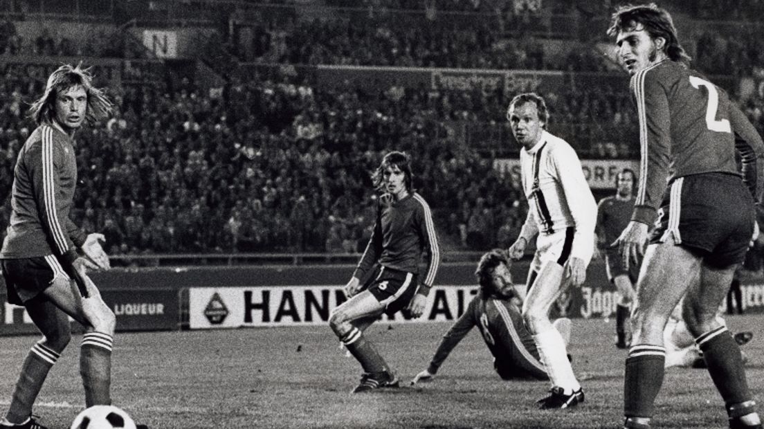 De Tukkers speelden in 1975 tegen Borussia Mönchengladbach (Rechten: ANP)