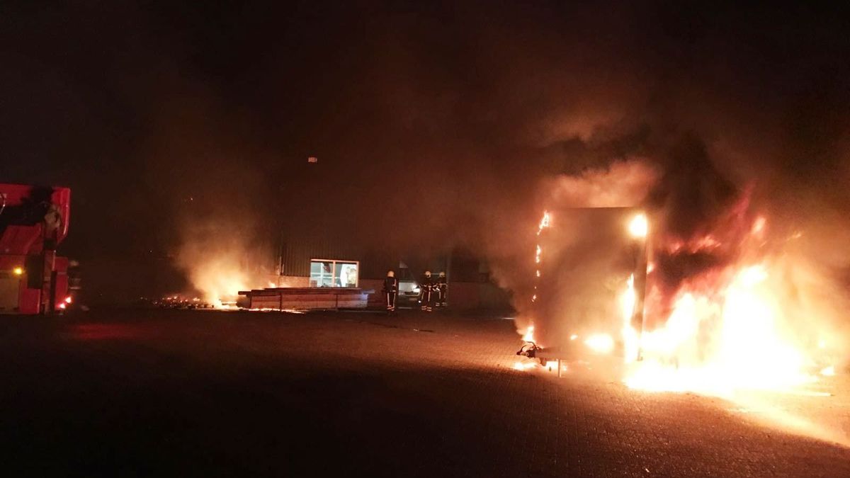 Brandstichting bij bedrijfspand Beegden