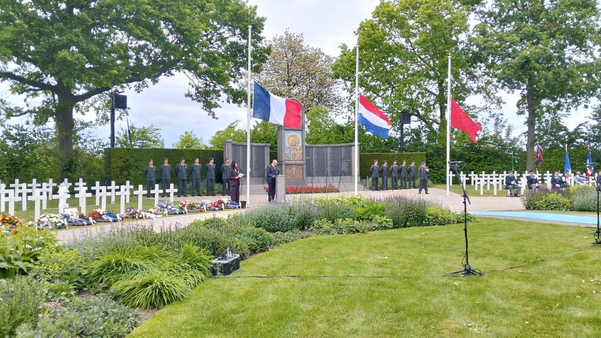 Kapelle herdenkt Franse en Marokkaanse militairen die sneuvelden in mei 1940