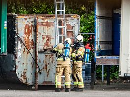 Brandweer onderzoekt sterke, onbekende lucht bij bedrijf in Assen