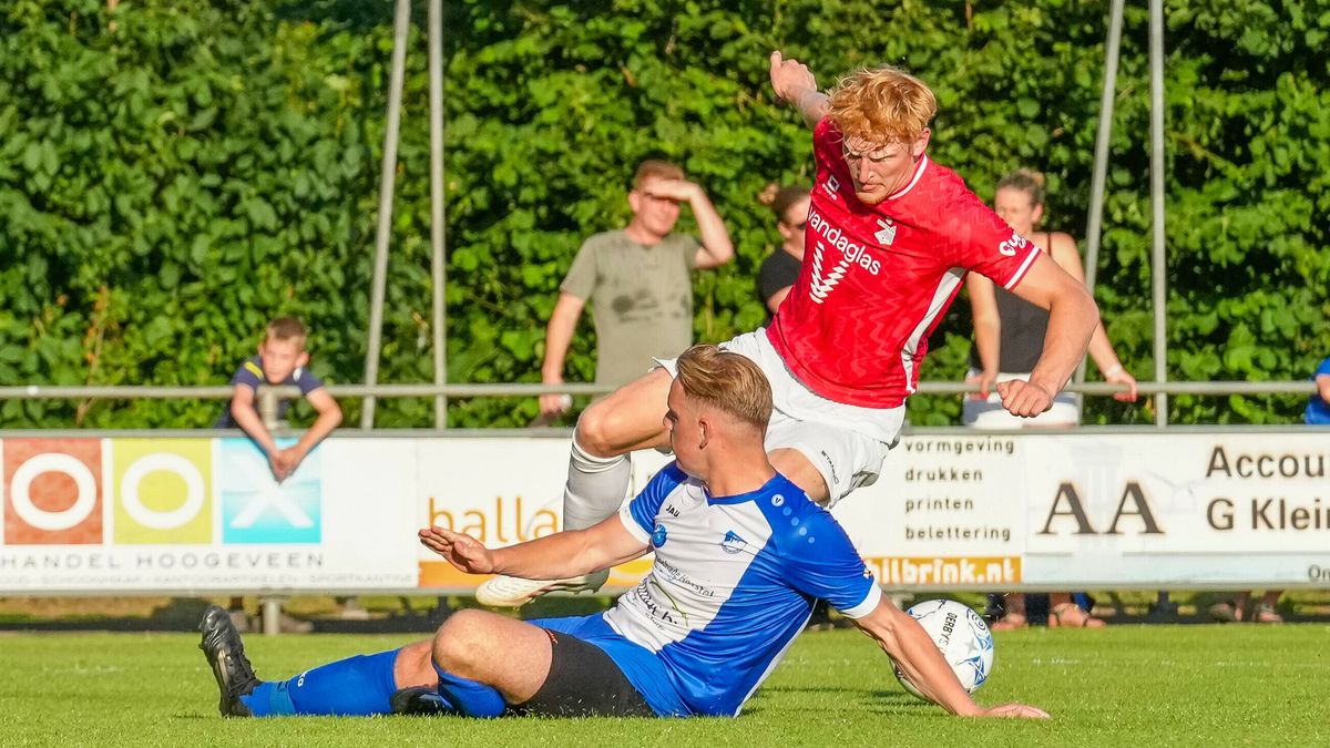 FC Emmen maakt er vijf tegen Noordscheschut, Oostra weer trefzeker