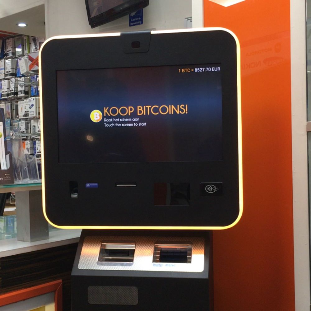 Bitcoin nadert magische grens van 10 duizend dollar - Rijnmond