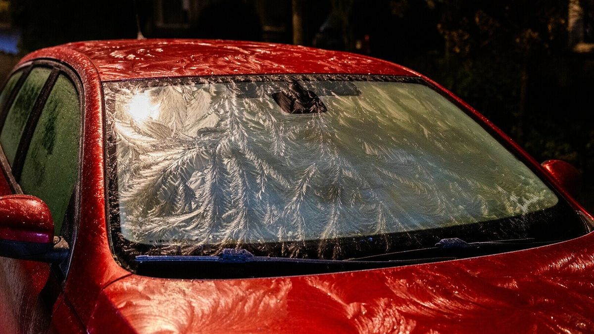 Eerste nachtvorst van het jaar | Treinen tussen Leeuwarden en Groningen rijden weer