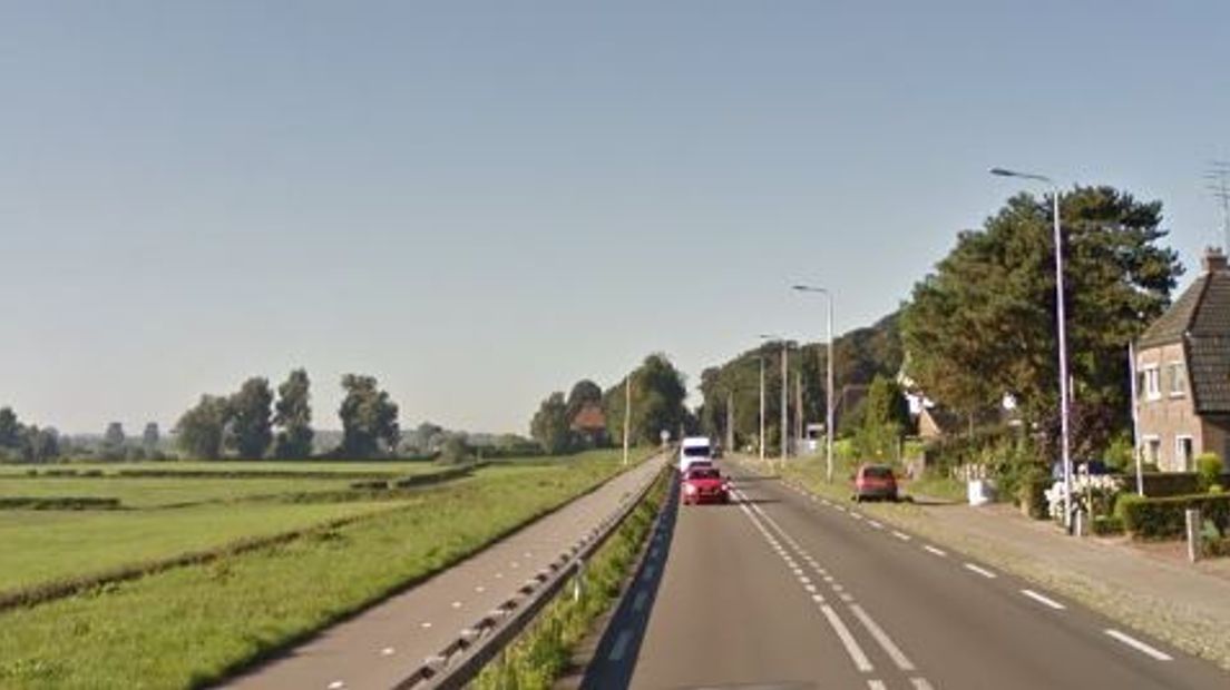 De gemeente Rheden wil dat de maximumsnelheid op de provinciale weg N348 bij Spankeren omlaag gaat.