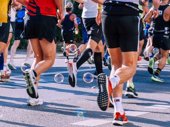 De Enschede Marathon volg je bij Oost