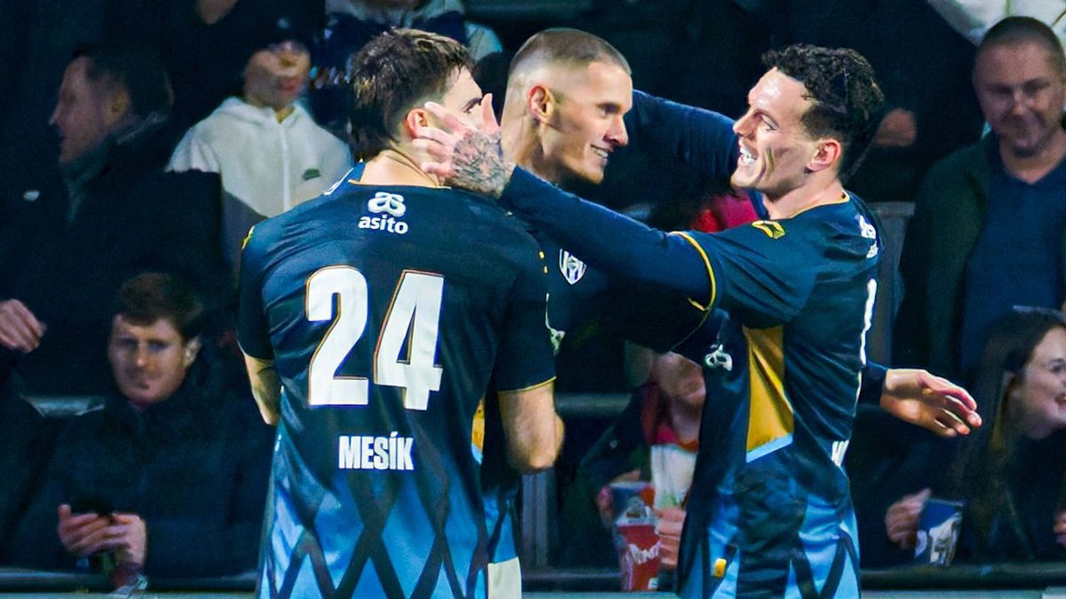 Live: Hornkamp zorgt met zijn tweede voor 3-3 bij PSV, PEC nog steeds op voorsprong tegen Fortuna