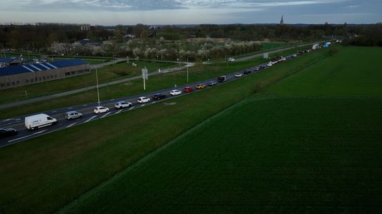 LIVE | Drukte op A12 houdt aan, ook sluipverkeer staat vast