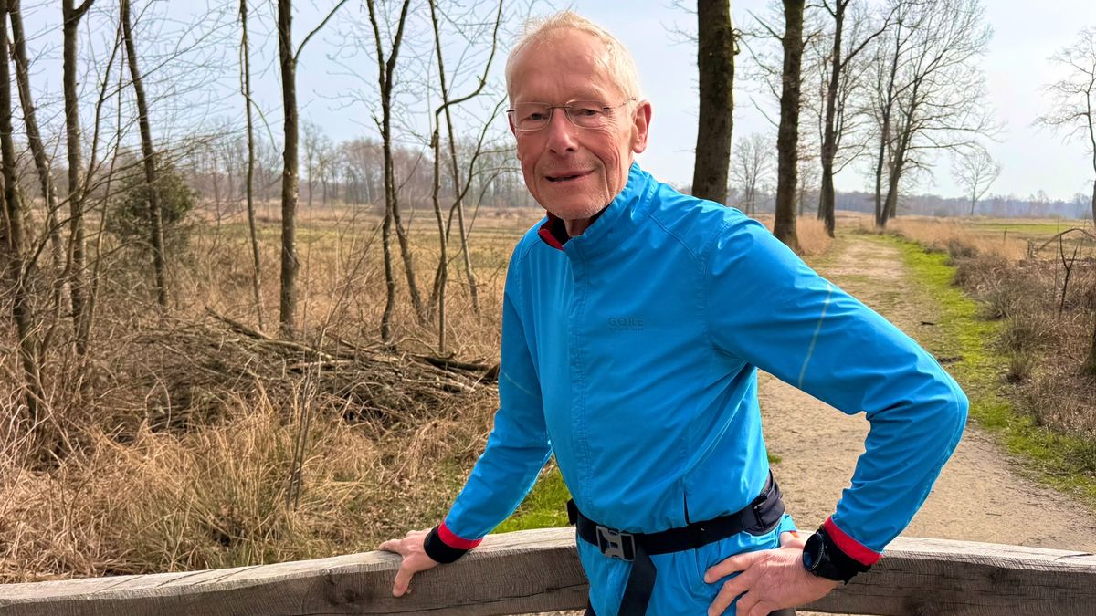 Huisarts (73) loopt zondag zijn 250ste marathon in Enschede: 'Lekker ouderwets'