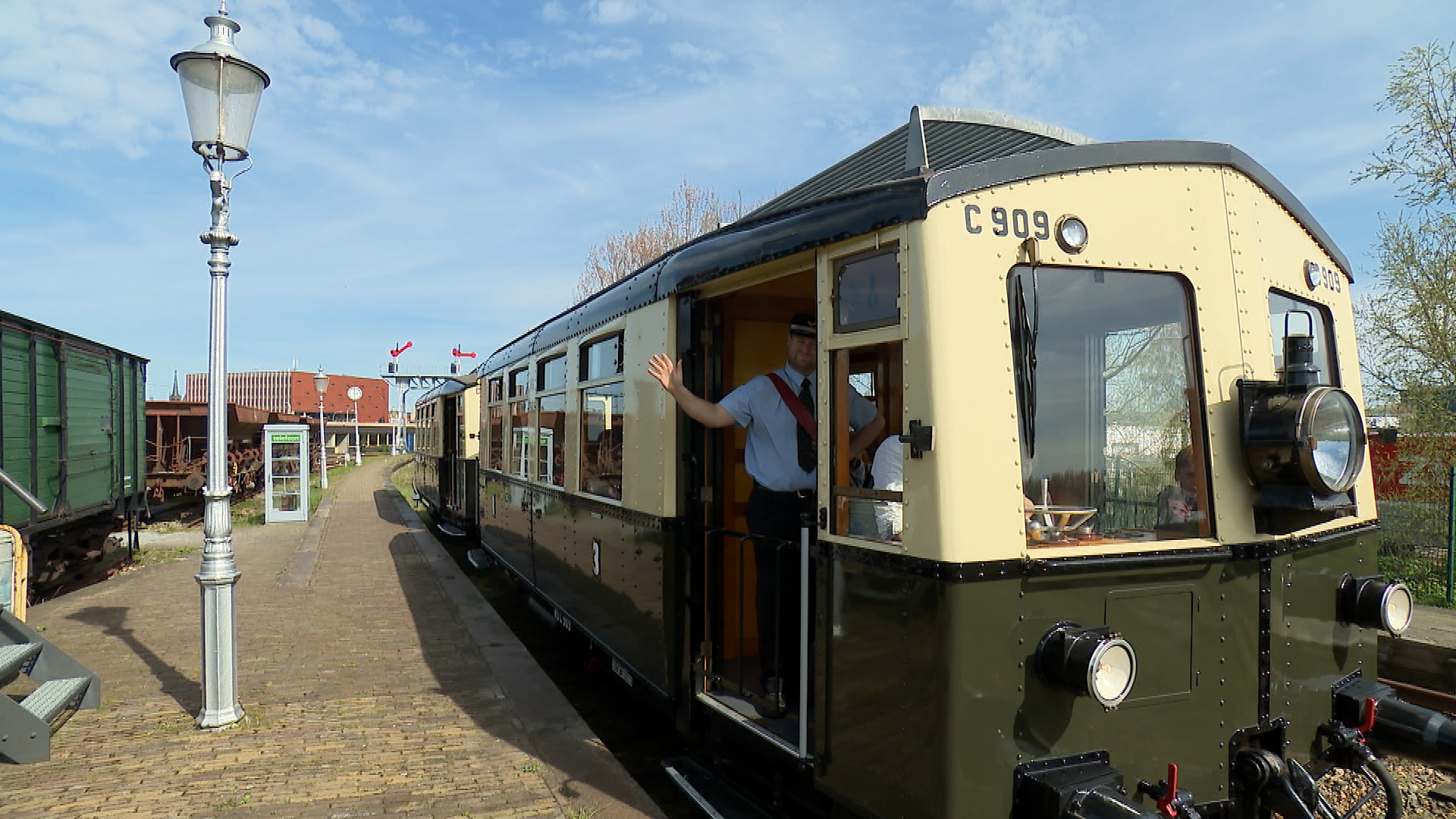 Museumtrein Goes rijdt weer na botsing met tractor: 'Hij staat er weer piekfijn bij'