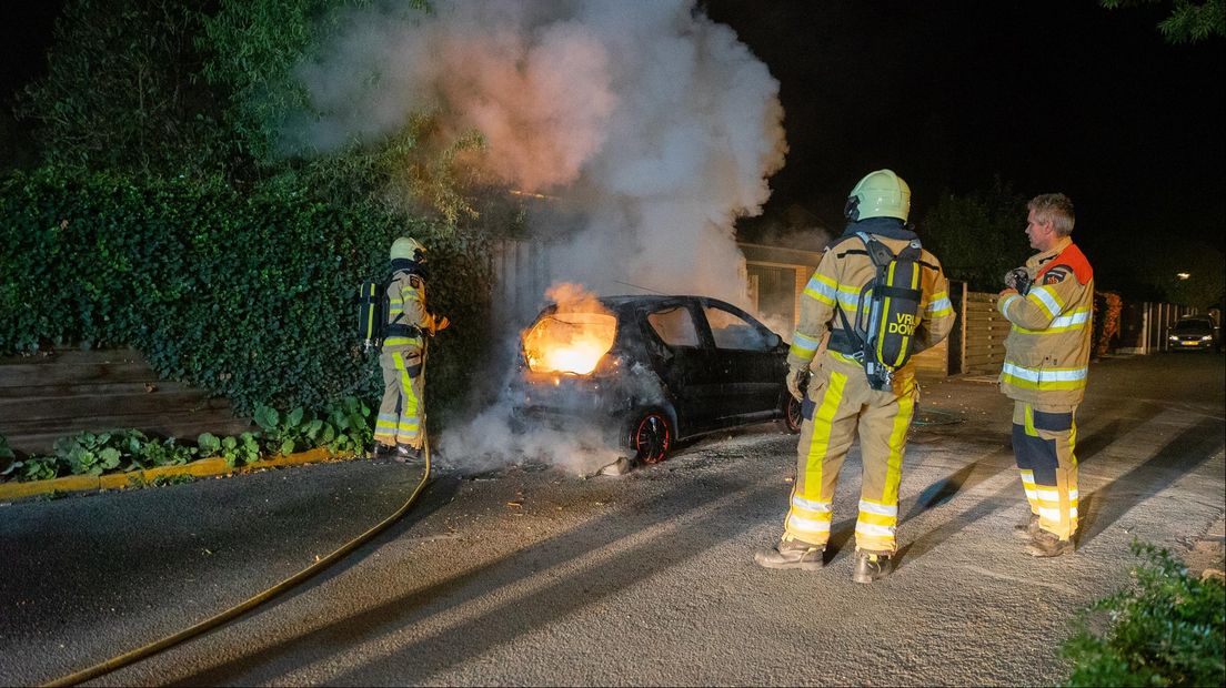 Twintigste autobrand dit jaar bij Deventer