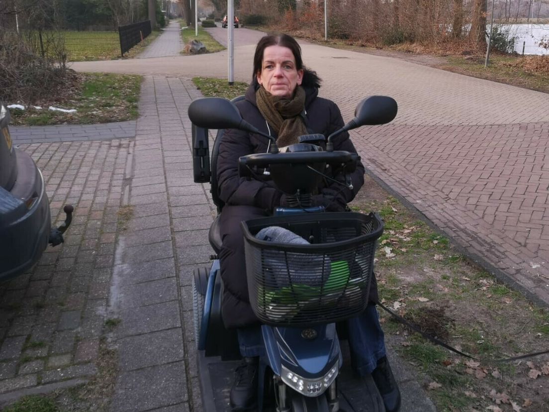 Therèse mag voorlopig toch met haar scootmobiel in Coevorder taxi
