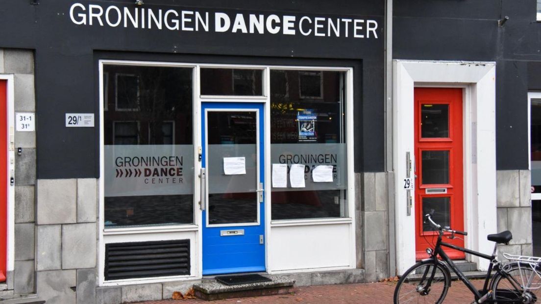 De dansschool in Stad