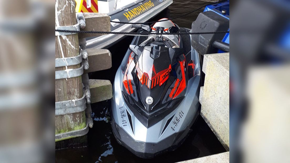 De jetski van de jongen