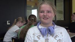 Meiden tussen de techniek op Girls' Day 2026