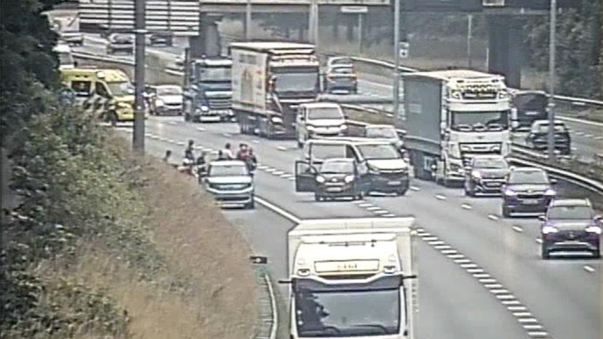 Fikse vertraging na ongeluk op A1 bij Eemnes