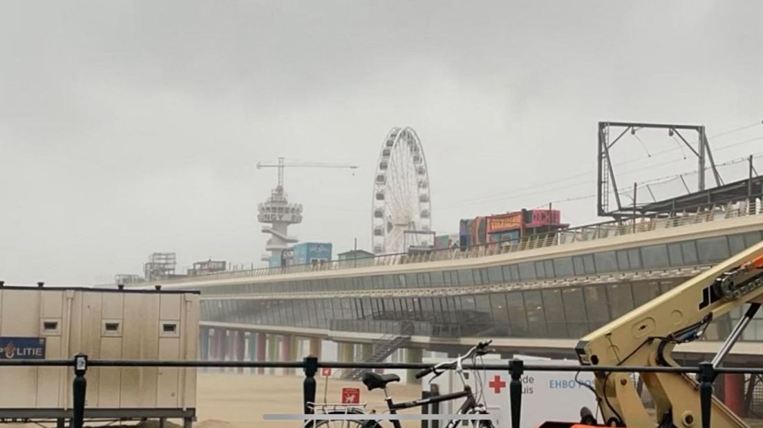 Donkere luchten op Scheveningen