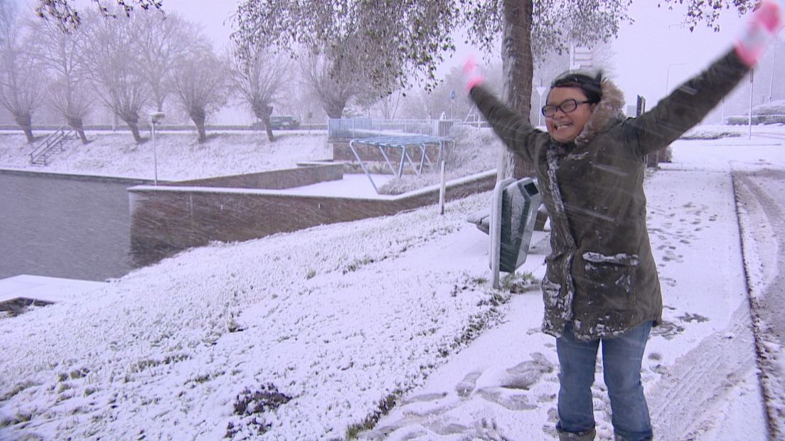 Thaise Zeeuw door het dolle na eerste kennismaking met sneeuw