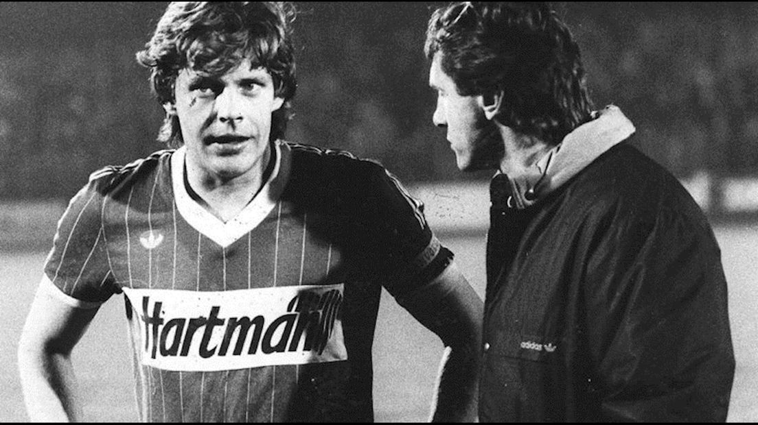 Jan Sørensen trainer wijlen Fritz Korbach, die hem destijds naar FC Twente haalde