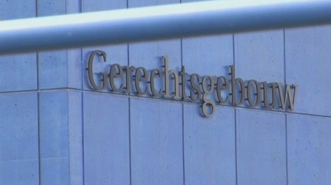 Eis: tbs voor overval tankstation