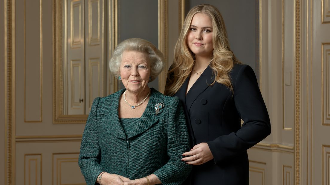 Prinses Beatrix en prinses Amalia