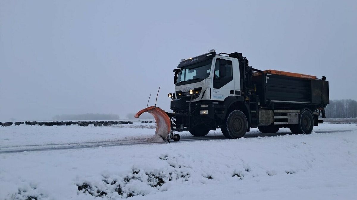 Strooiwagens draaien overuren: het is dweilen met de kraan open