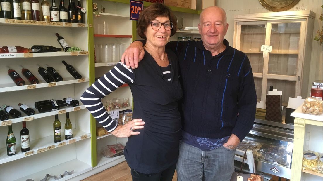 Johan en Tonny Koot in hun winkel