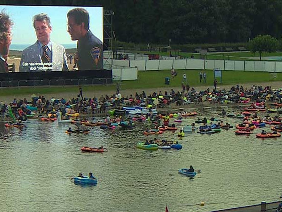 Duikers zorgen onder water voor spannende effecten