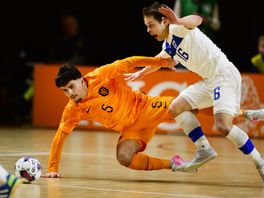 Bouzambou houdt met Oranje zicht op WK na gelijkspel tegen Finland